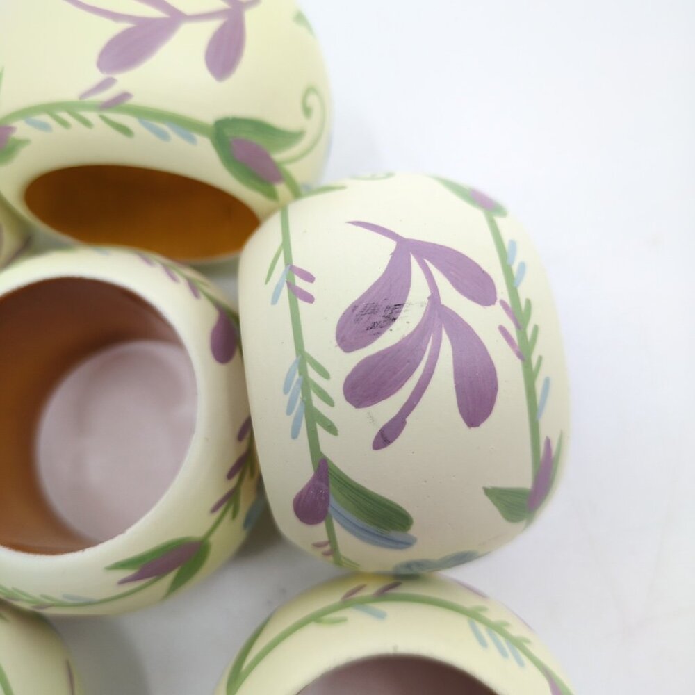 Set of 8‎ Hand Painted Wooden Floral Napkin Rings Cottagecore Table Decor - Picture 2 of 6